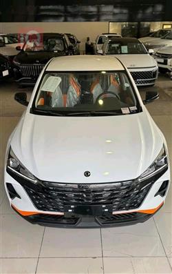 دۆنگ فینگ شاین